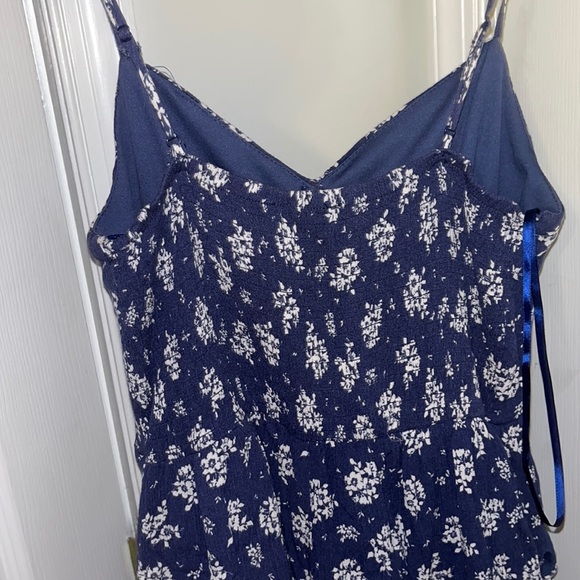 Dark blue and white romper with buttons and pockets - Picture 4 of 4